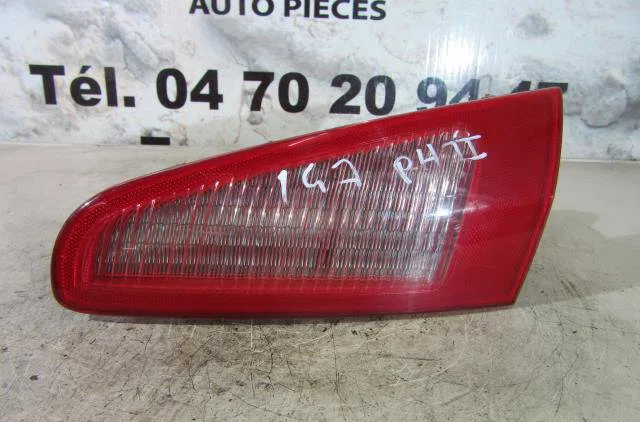 Feu arrière intérieur droit ALFA ROMEO 147 PHASE 2 occasion
