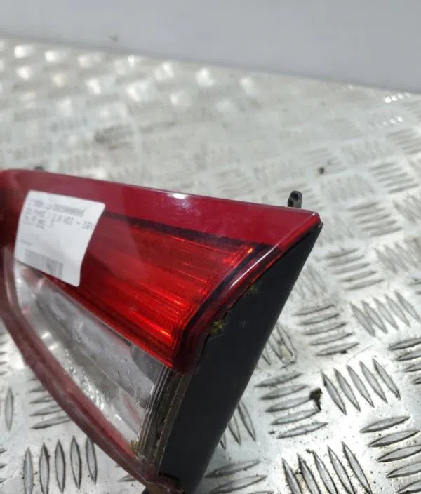 Feu arrière intérieur droit CITROEN DS5 PHASE 1 occasion