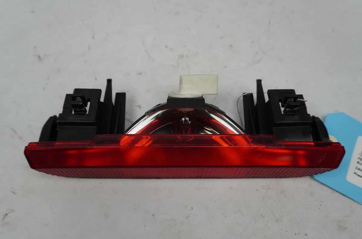 Feux stop supplementaire Daihatsu SIRION (M3_) 1.0 (2005-2013) occasion