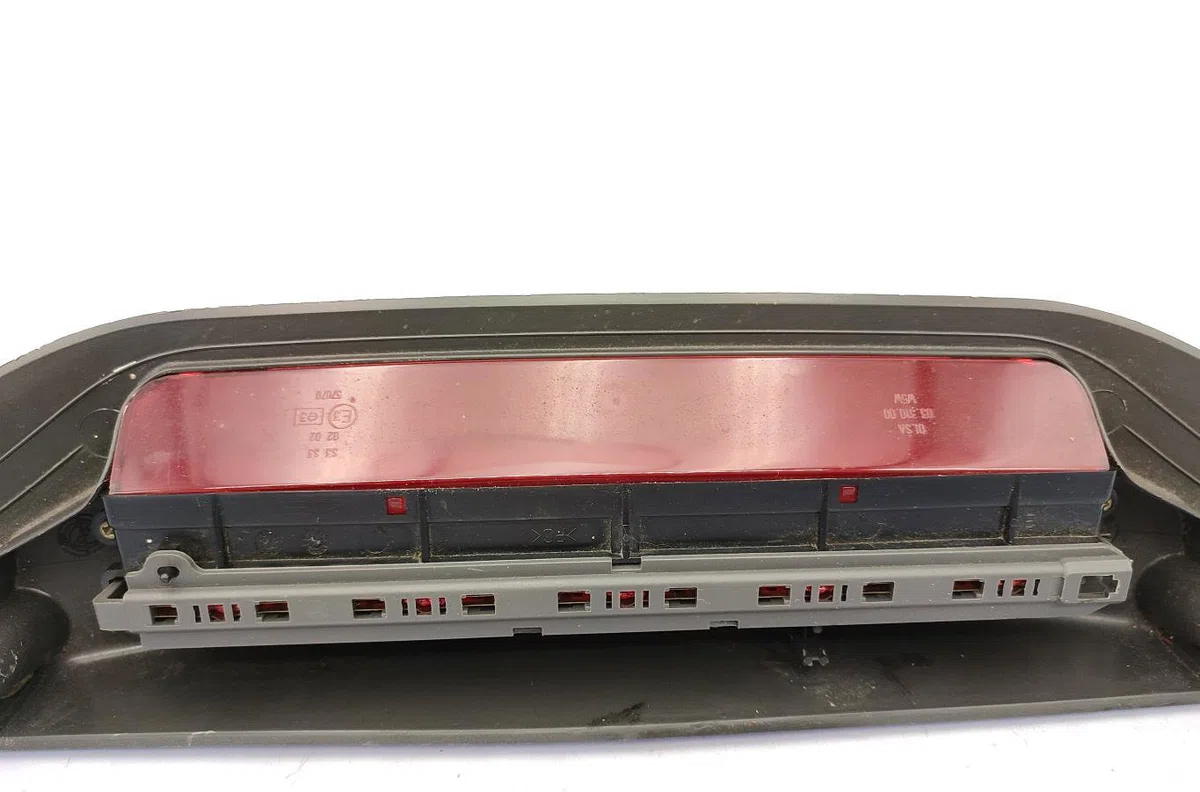 Feux stop supplementaire FIAT PUNTO 2 PHASE 2 occasion