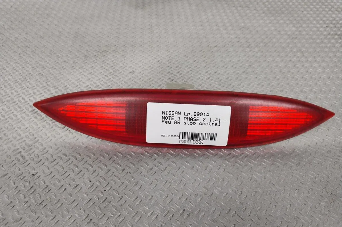 Feux stop supplementaire Nissan NOTE (E11, NE11) 1.4 (2006-2012) occasion