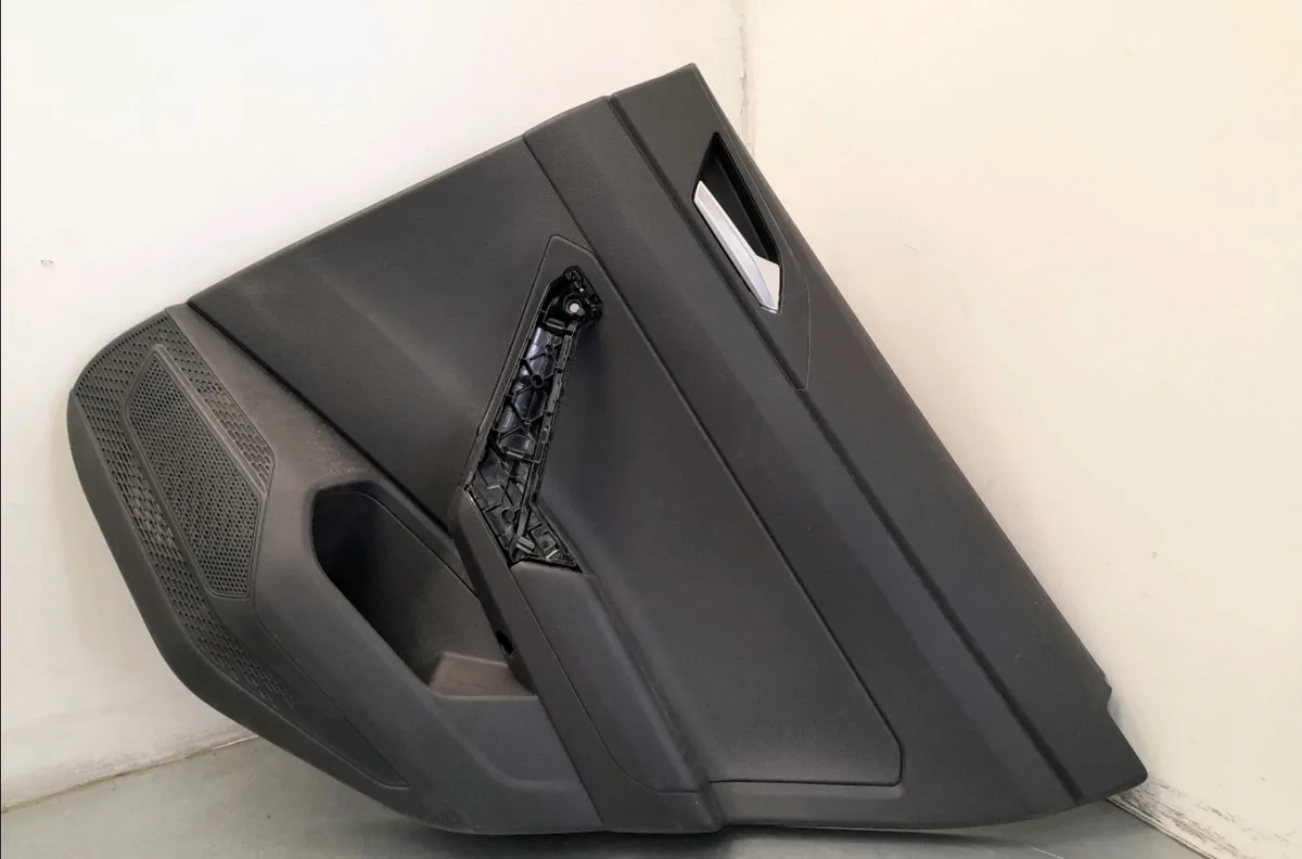 Garniture porte ard Volkswagen POLO VI (AW1, BZ1, AE1) 1.0 tsi (2017) occasion
