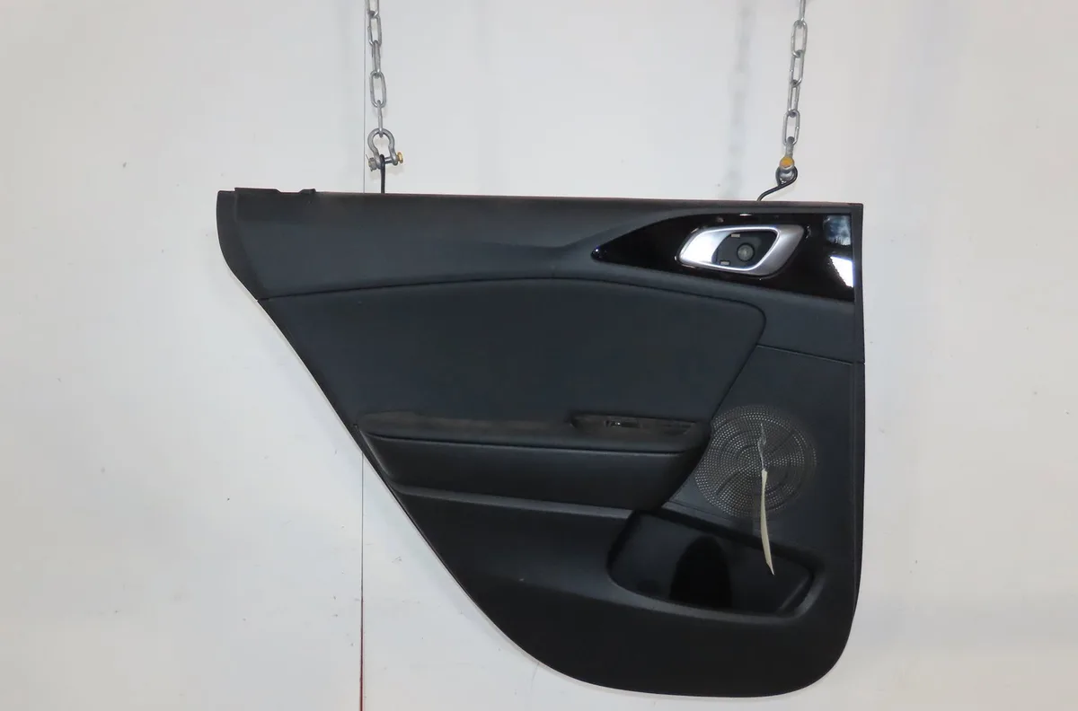 Garniture porte arg Kia CEED (CD) 1.5 t-gdi (2021) occasion