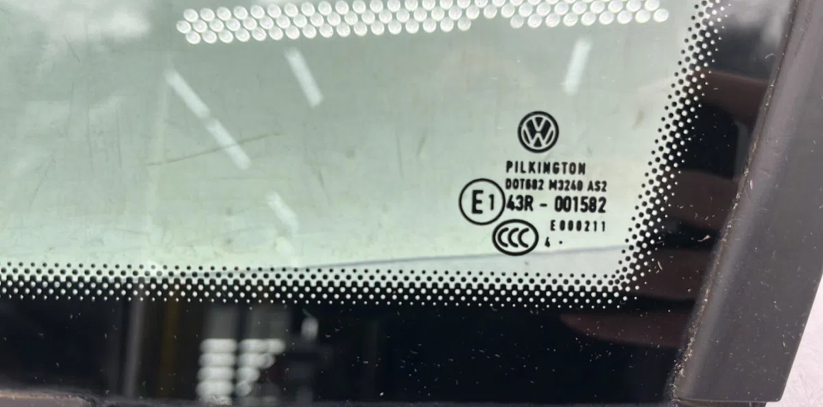Glace ar custode d VOLKSWAGEN GOLF SPORTSVAN PHASE 1 occasion