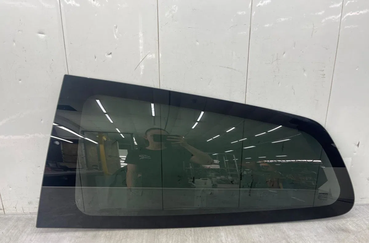 Glace ar custode g HONDA CIVIC 7 PHASE 1 occasion