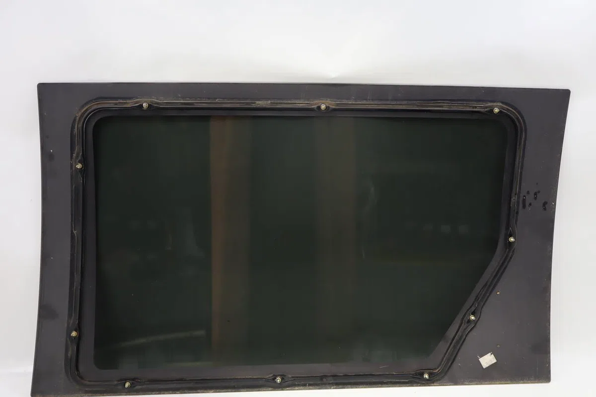 Glace porte ar d Chrysler VOYAGER IV (RG, RS) 2.5 crd (2000-2008) occasion