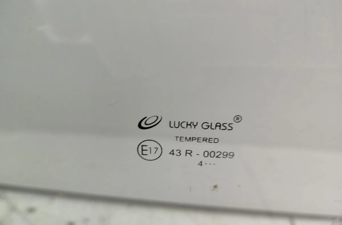 Glace porte ar g RENAULT CLIO 1 PHASE 3 occasion