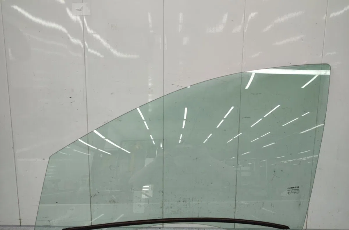 Glace porte av g RENAULT MEGANE 3 PHASE 1 occasion