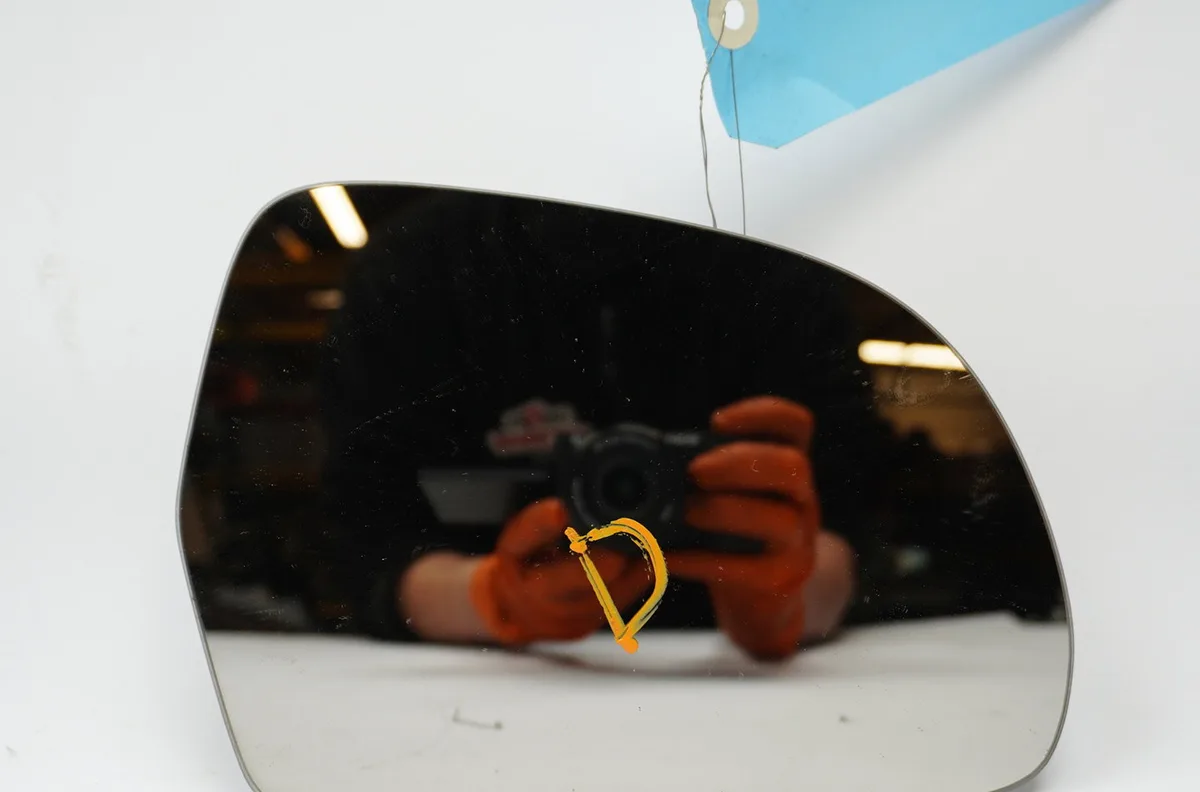 Glace  retroviseur exterieur droit Audi A3 (8P1) 2.0 tdi 16v (2003-2012) 3 portes occasion