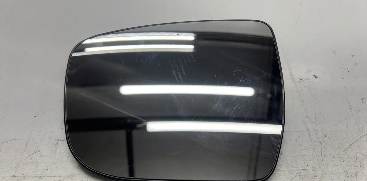 Glace  retroviseur exterieur gauche NISSAN JUKE 1 PHASE 2 occasion