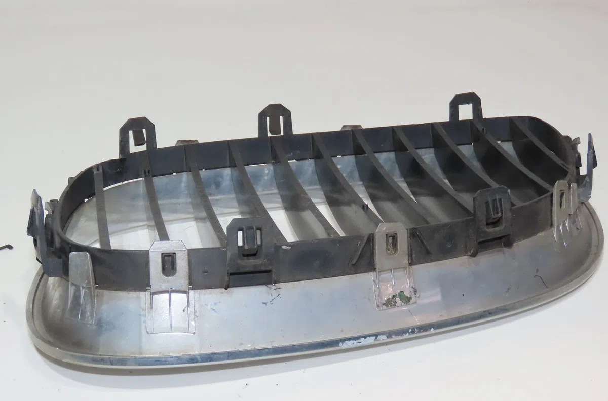 Grille calandre d Bmw 5 (E60) 525 d (2004-2010) occasion