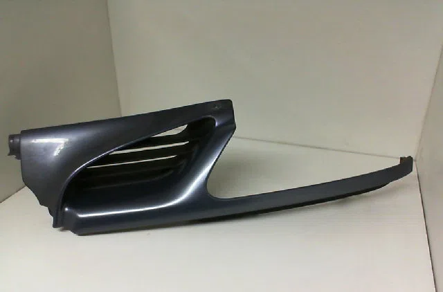 Grille calandre d RENAULT MEGANE SCENIC I  1.9 DTI occasion
