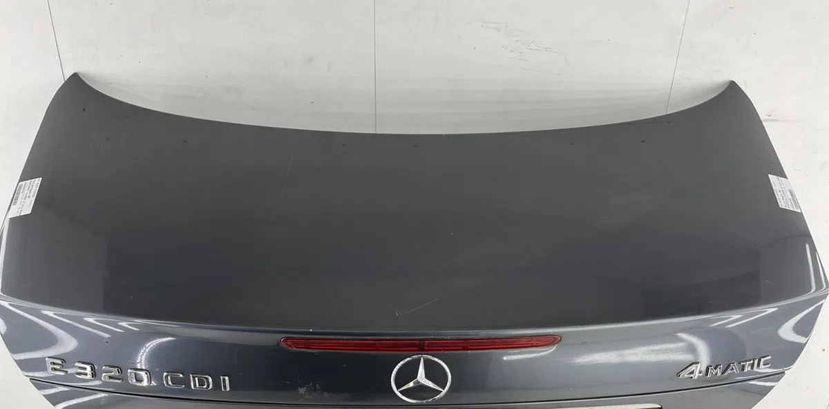 Hayon MERCEDES CLASSE E 211 PHASE 1 occasion