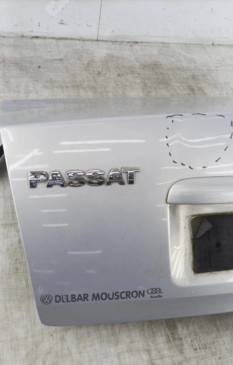 Hayon VOLKSWAGEN PASSAT 4 PHASE 1 occasion