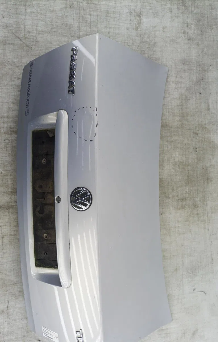 Hayon VOLKSWAGEN PASSAT 4 PHASE 1 occasion