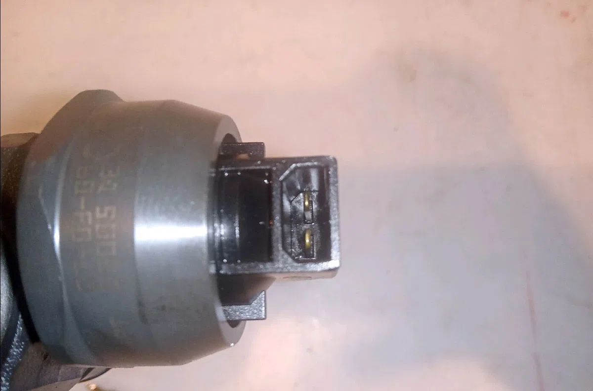 Injecteur Audi A4 B7 (8EC) 1.9 tdi (2004-2008) 4 portes occasion
