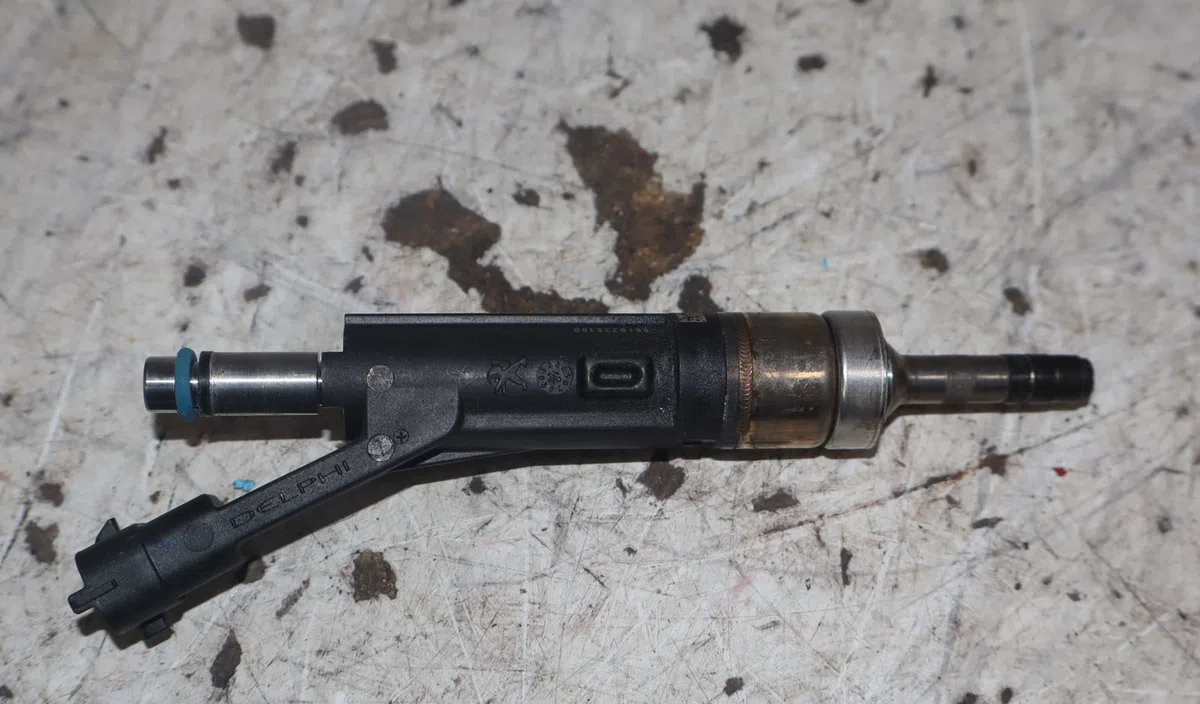 Injecteur Citroen C4 CACTUS 1.2 thp 110 (2014) occasion