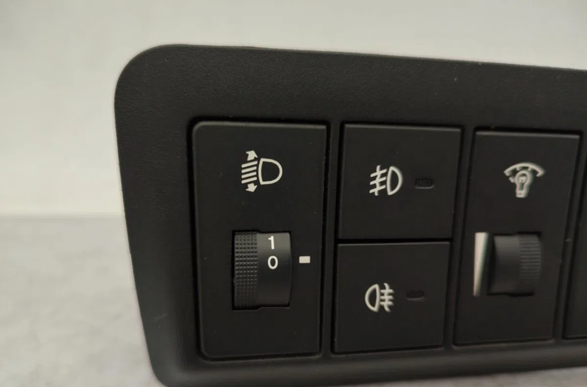 Interrupteur commande de phares HYUNDAI SANTA FE 2 PHASE 1 occasion