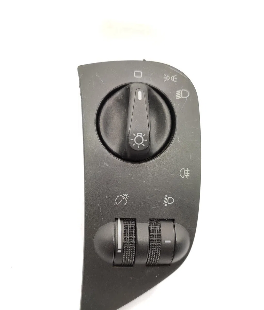 Interrupteur commande de phares VOLKSWAGEN POLO 3 PHASE 1 occasion