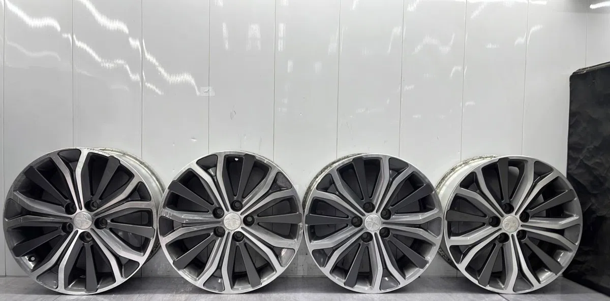 Jante aluminium PEUGEOT 4008 occasion