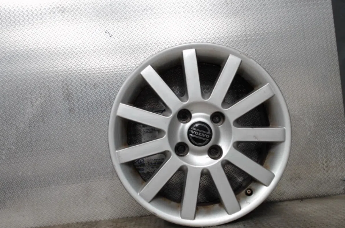 Jante tole Volvo V40 Break (645) 1.9 di (2000-2004) occasion