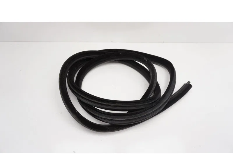 Joint de porte arriere gauche pour BMW SERIE 3 E90 PHASE 1