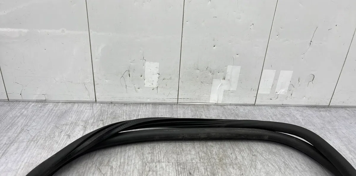 Joint porte avd VOLKSWAGEN GOLF 6 occasion