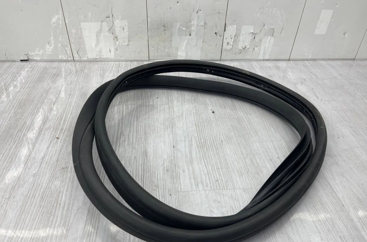 Joint porte avg MERCEDES CLASSE E 213 PHASE 1 BREAK occasion