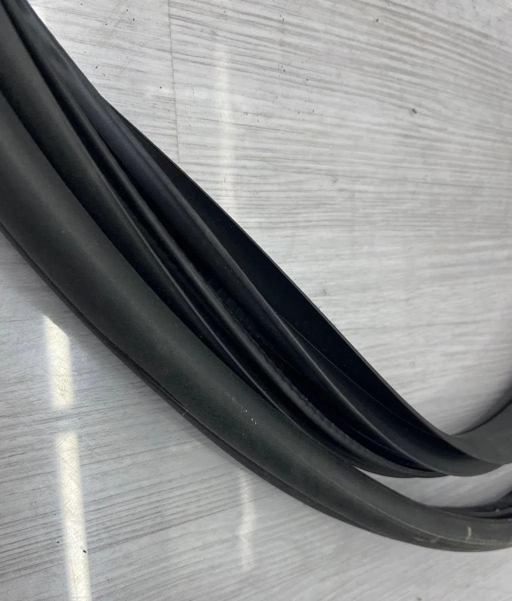 Joint porte avg MERCEDES CLASSE E 213 PHASE 1 BREAK occasion