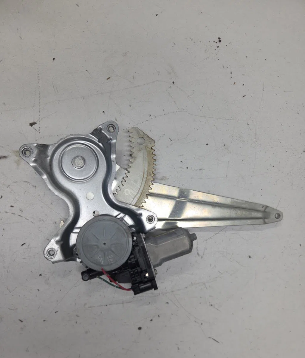 Mecanisme leve-glace arrière droit SUZUKI SWIFT 4 occasion