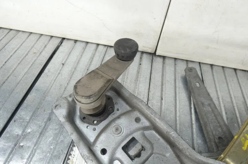 Mecanisme leve-glace arrière gauche BMW SERIE 5 E34 occasion