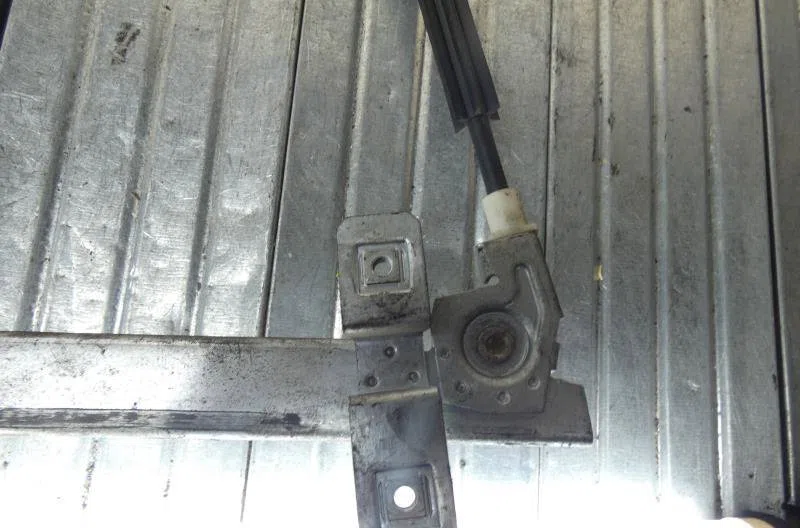 Mécanisme lève-glace avant droit VOLKSWAGEN GOLF 2 occasion