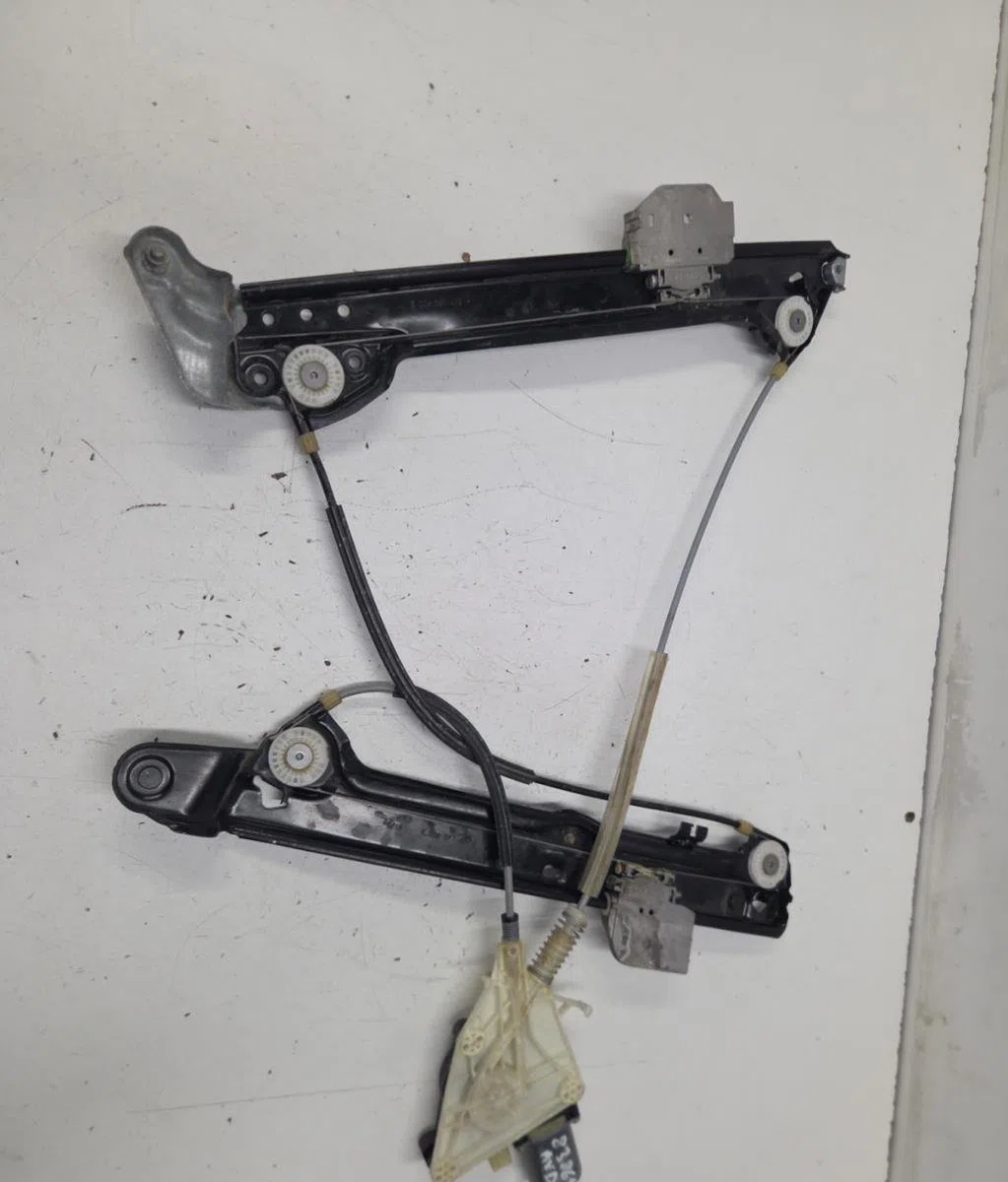 Mecanisme  moteur lève-glace avant droit AUDI A3 3 CABRIO PHASE 2 occasion