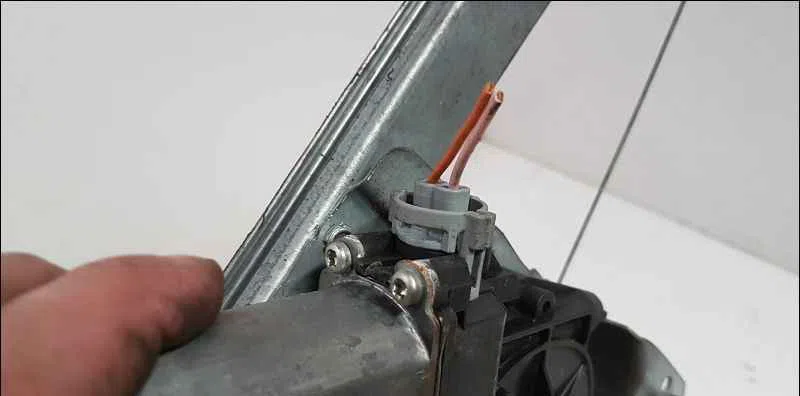 Mecanisme  moteur lève-glace avant droit DACIA LOGAN I occasion