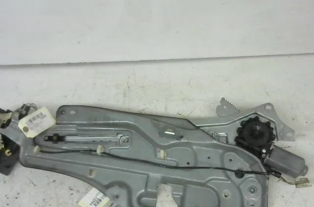 Mecanisme  moteur lève-glace avant droit RENAULT LAGUNA occasion