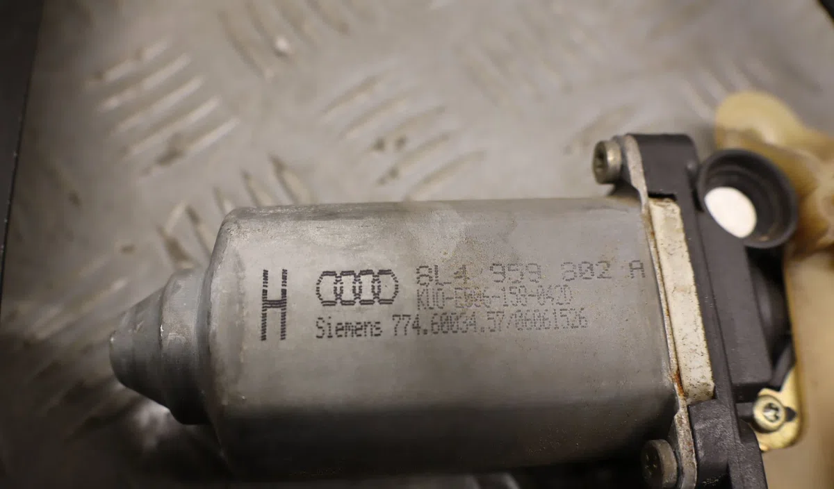 Mecanismemoteur leve-glace ard Audi A3 (8L1) 1.9 tdi quattro (2000-2003) occasion