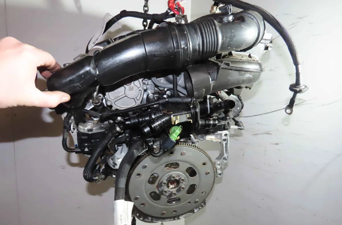 Moteur complet PEUGEOT 208 II occasion