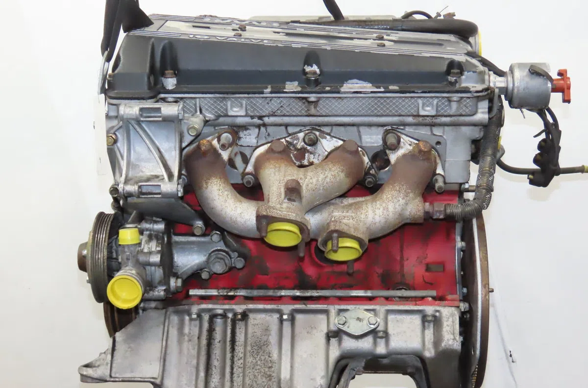 Moteur essence SAAB 9000  2.0 135ch occasion