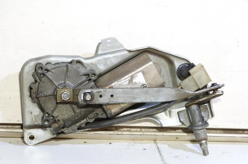 Moteur essuie-glace ar gauche RENAULT R19 PHASE 1 occasion