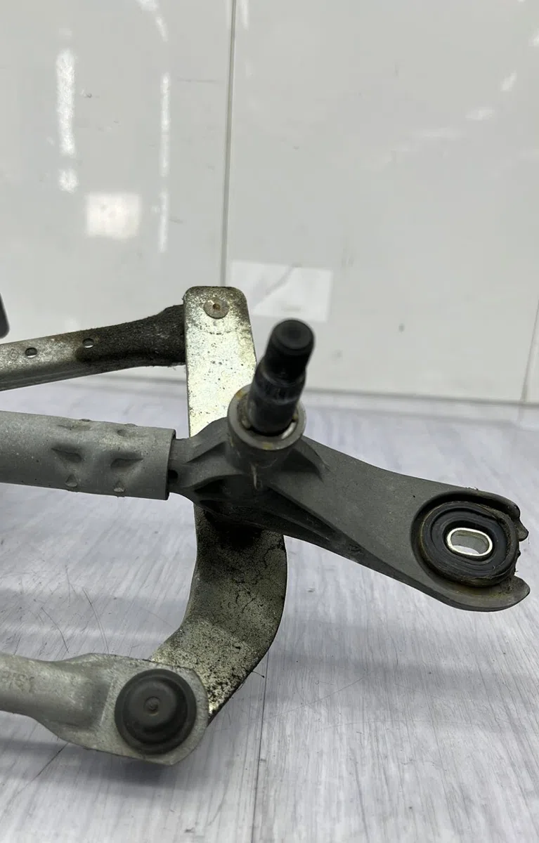 Moteur essuie-glace avant RENAULT GRAND SCENIC 2 PHASE 2 occasion