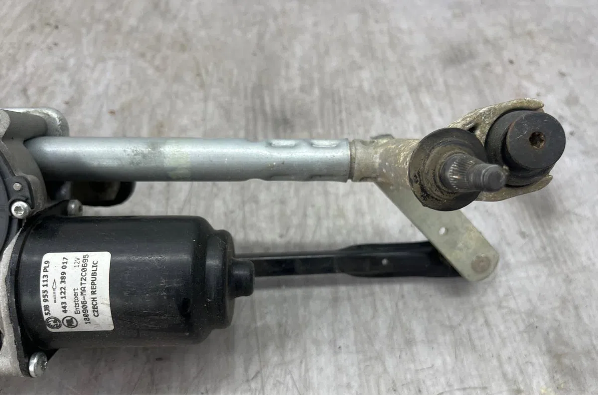 Moteur essuie-glace avant SKODA RAPID SPACEBACK PHASE 2 occasion