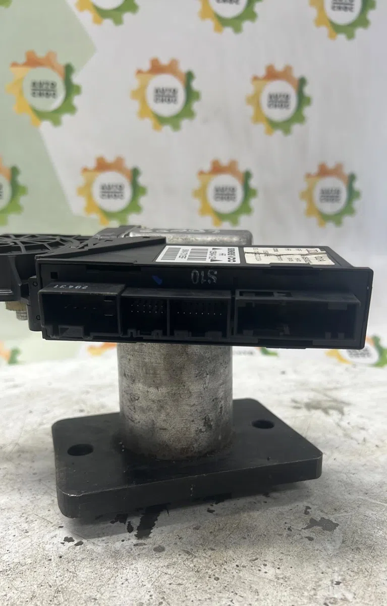 Moteur leve-vitre ard AUDI A4 2 AVANT PHASE 1 BREAK occasion