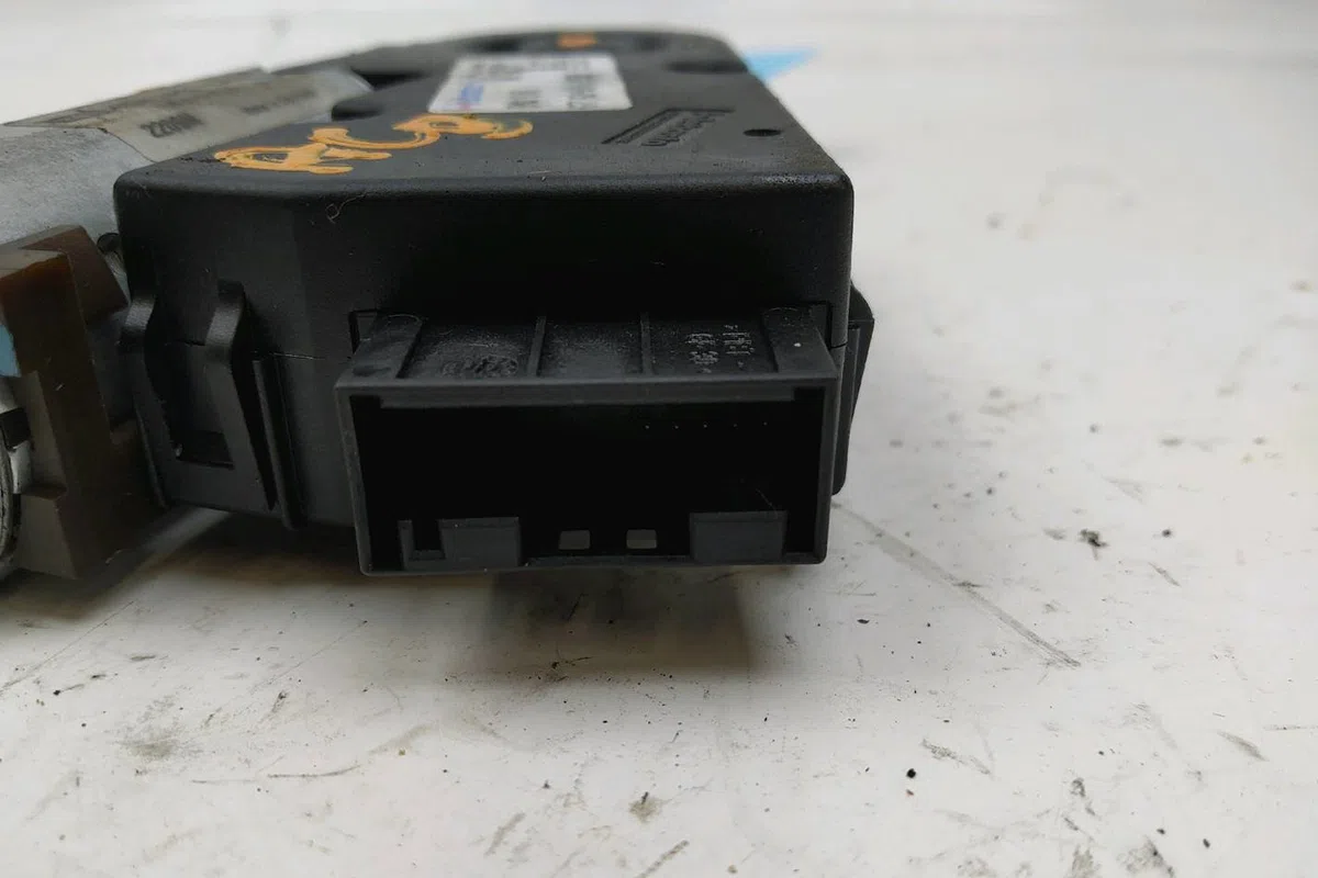 Moteur toit ouvrant B.M.W. SERIE 3 IV  316i occasion
