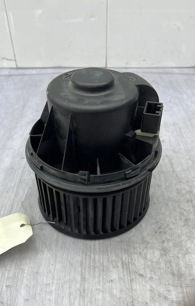 Moteur ventilateur chauffage FORD C-MAX 1 PHASE 1 occasion
