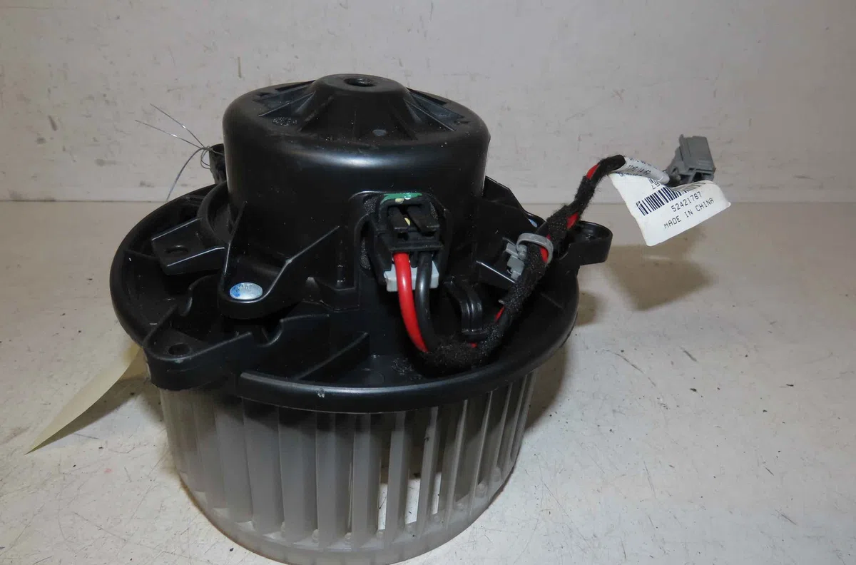 Moteur ventilateur chauffage OPEL INSIGNIA occasion