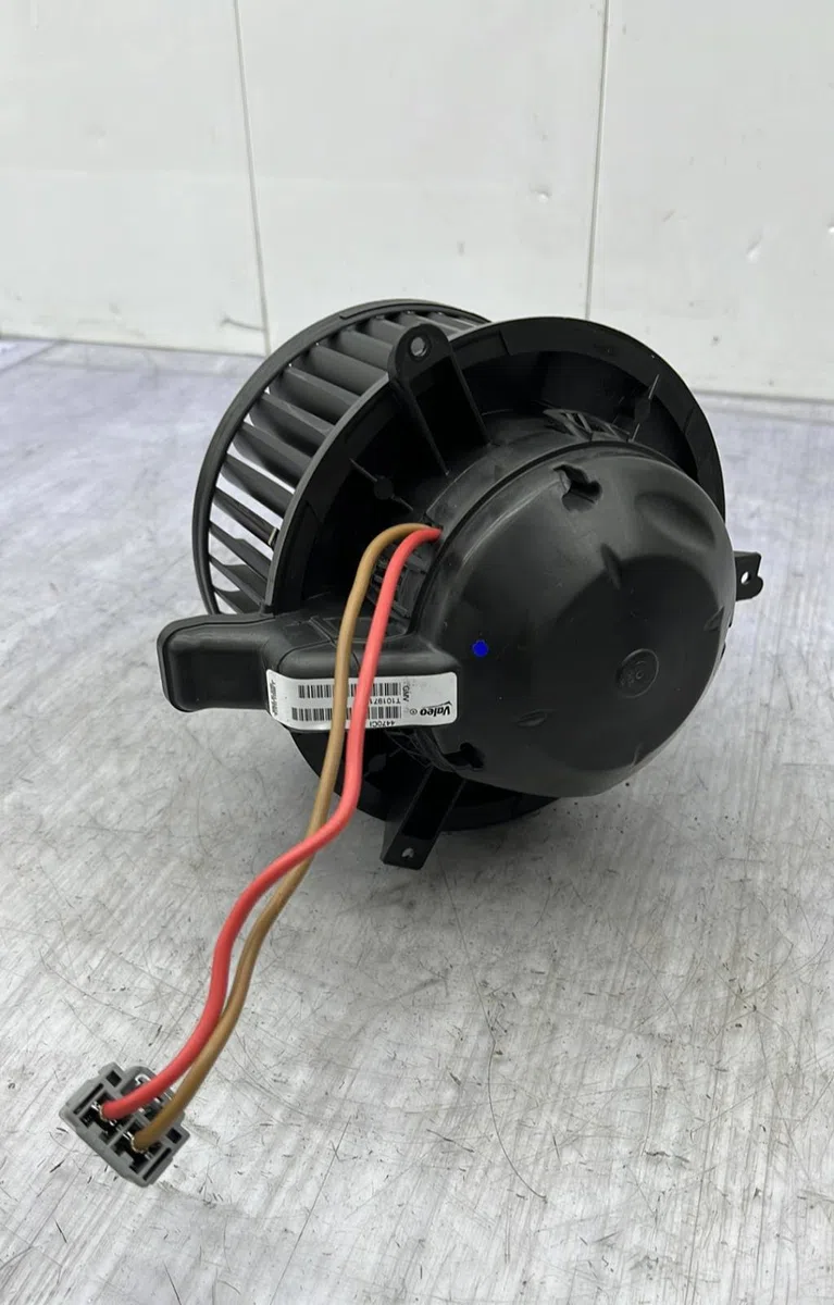 Moteur ventilateur chauffage OPEL MERIVA B PHASE 1 occasion
