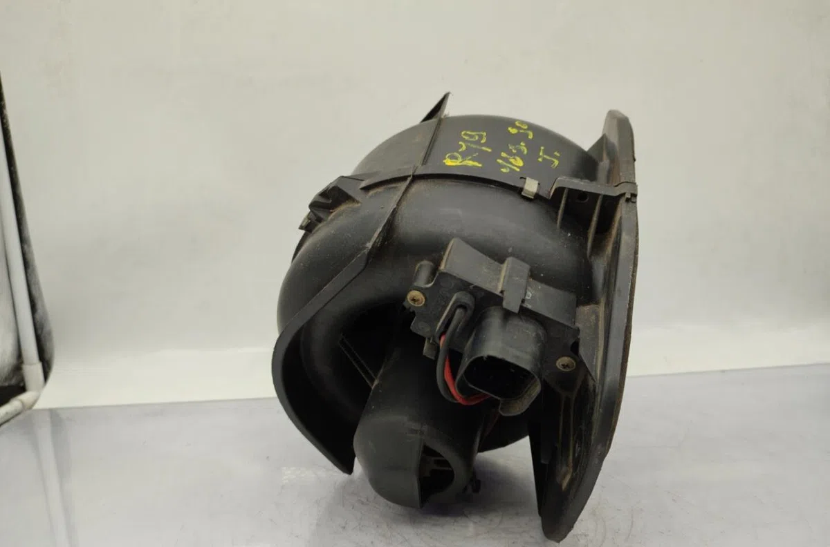 Moteur ventilateur chauffage RENAULT R19 PHASE 2 occasion