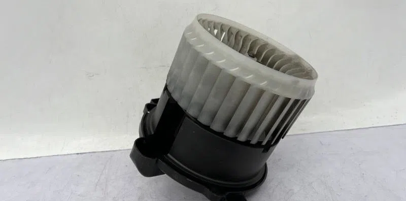 Moteur ventilateur chauffage SMART FORFOUR 1 occasion