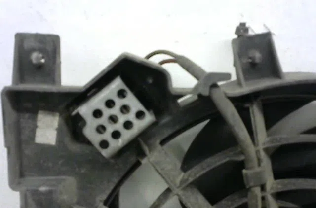 Moteur ventilateur radiateur OPEL ZAFIRA occasion