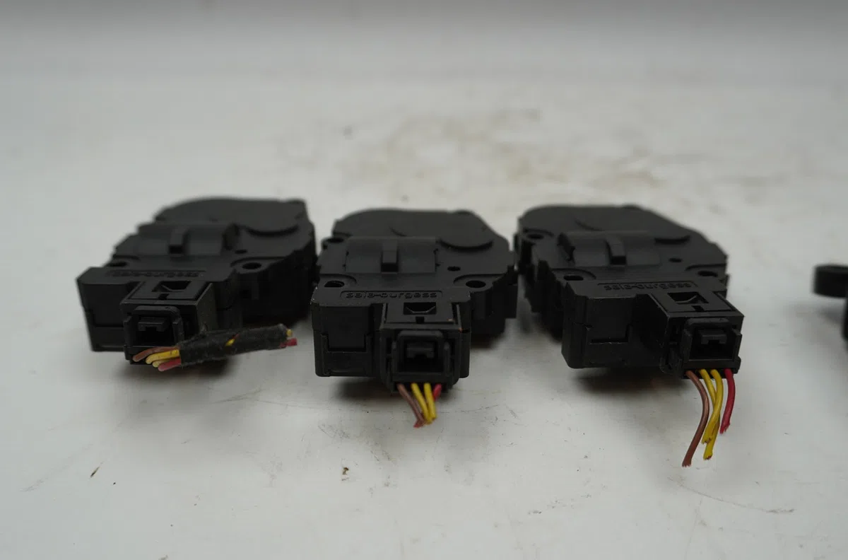 Moteur volet de chauffage Bmw 3 (E90) 320 d (2004-2011) occasion